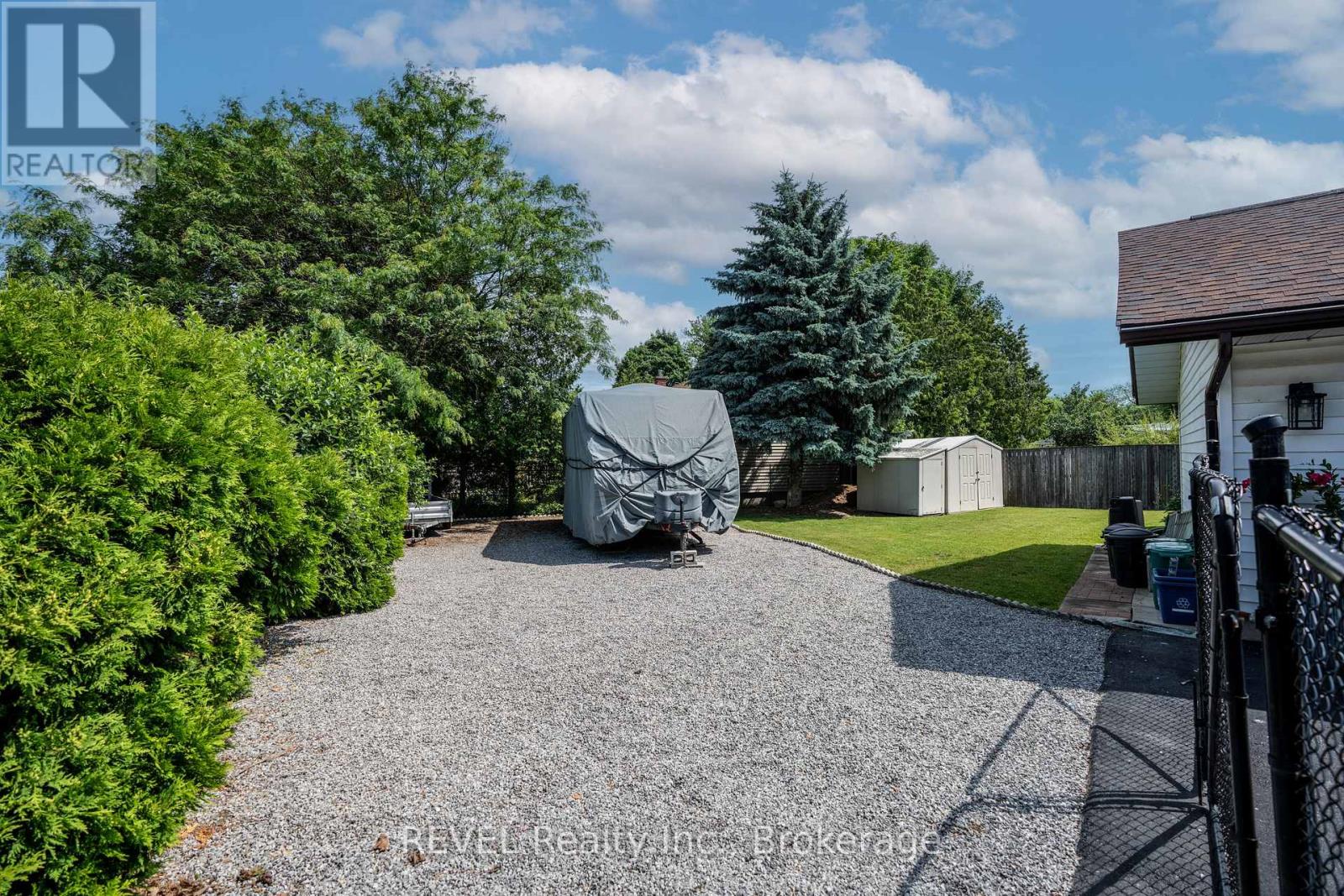 12 Aquadale Drive, St. Catharines, Ontario  L2N 3R6 - Photo 40 - X12253990