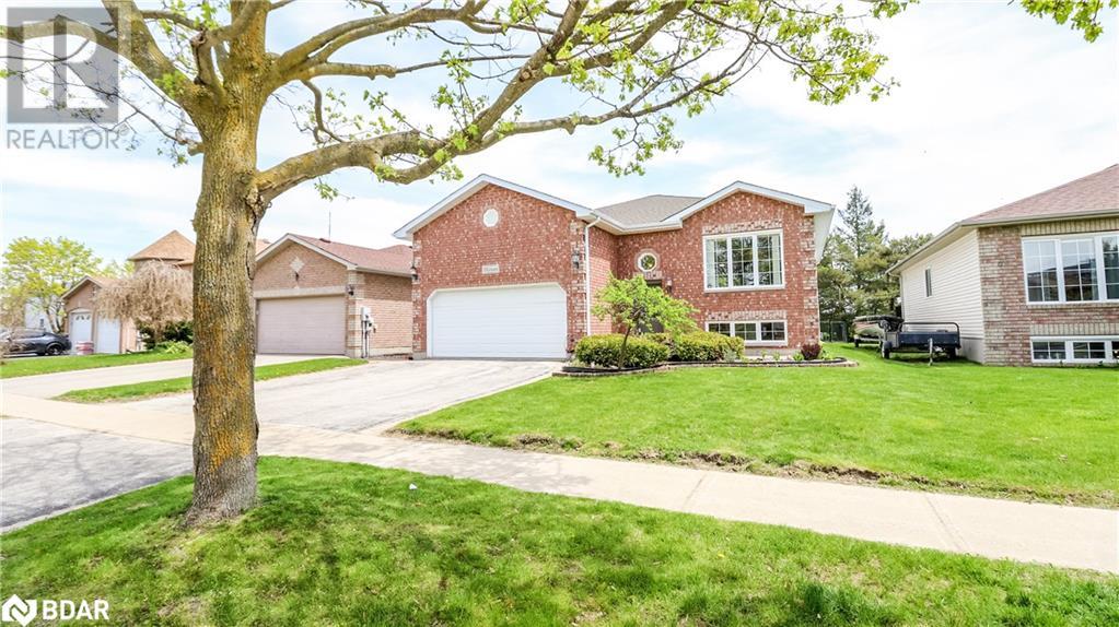 Property at 13 O'SHAUGHNESSY Crescent image 1