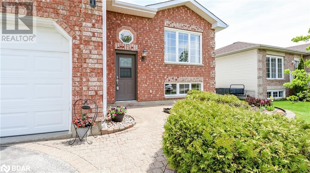 Property at 13 O'SHAUGHNESSY Crescent image 4