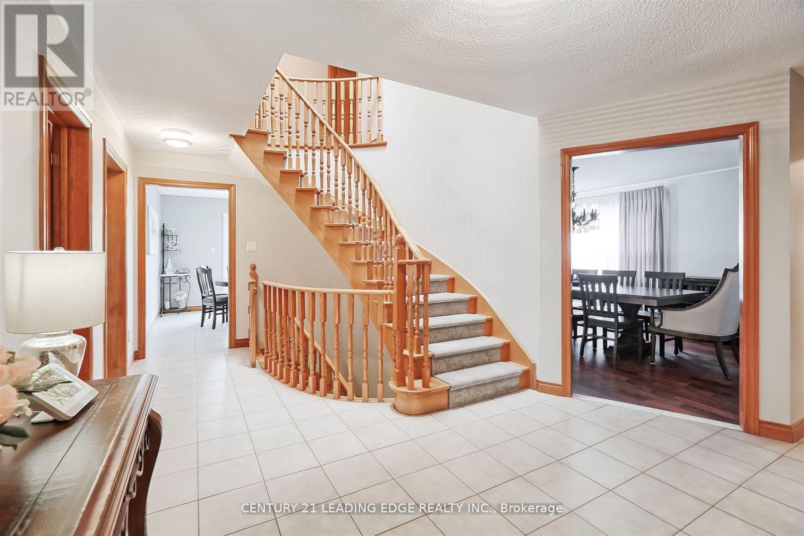 Property at 312 VALERIA BOULEVARD image 5