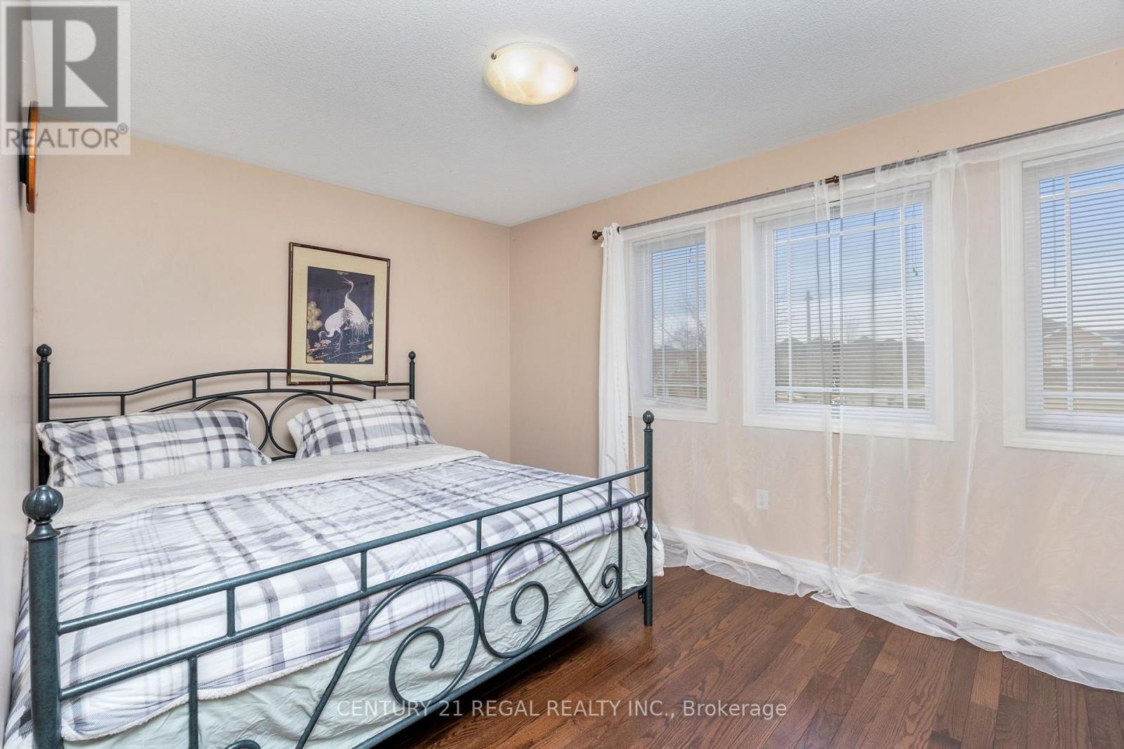 78a Kerfoot Crescent, Georgina, Ontario  L4P 4H2 - Photo 17 - N12253997