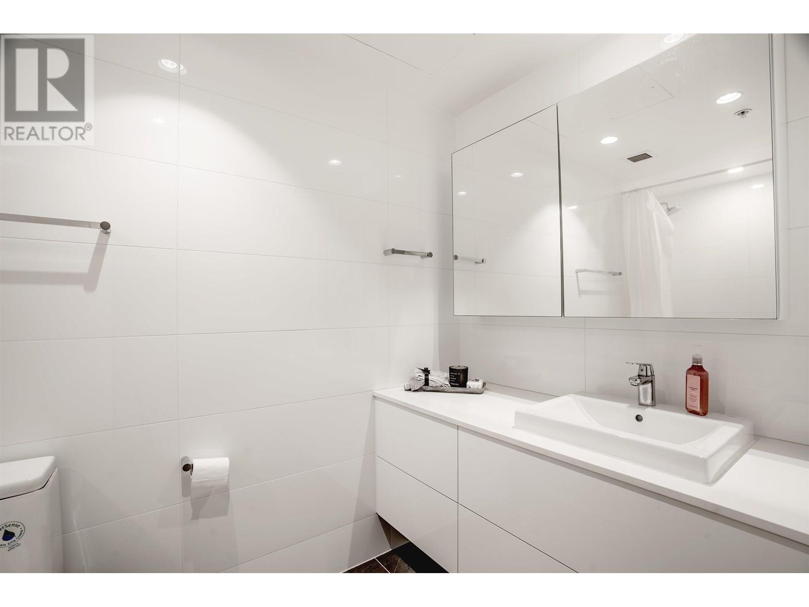 306 1675 Lions Gate Lane, North Vancouver, British Columbia  V7P 3B4 - Photo 15 - R3021515
