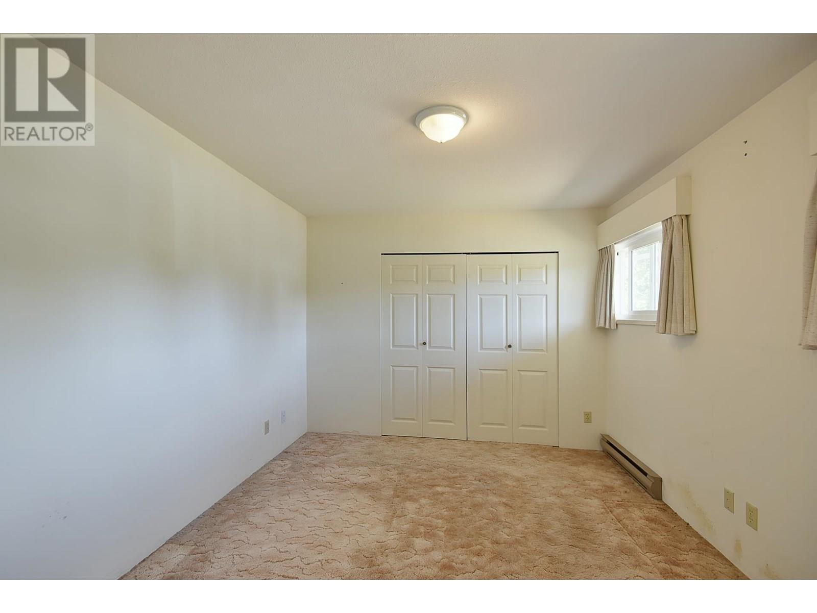 5703 Dolphin Street, Sechelt, British Columbia  V0N 3A0 - Photo 13 - R3021501