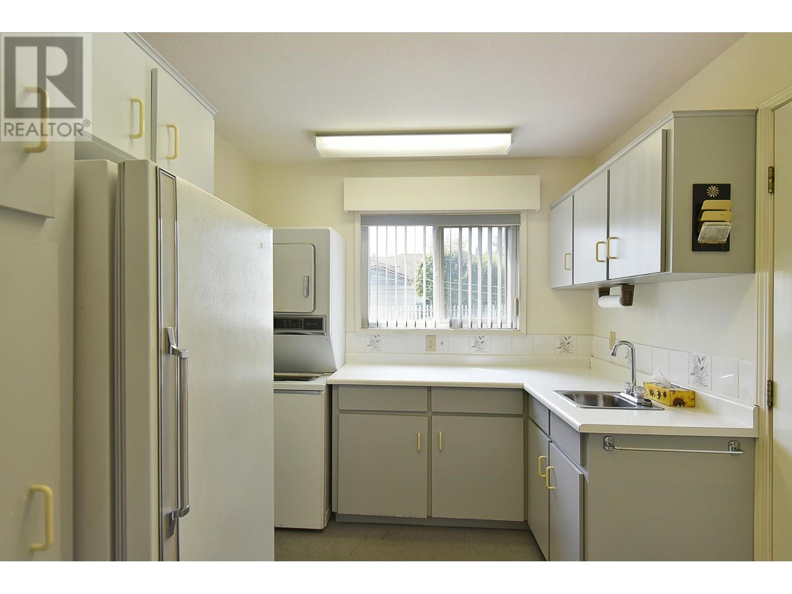 5703 Dolphin Street, Sechelt, British Columbia  V0N 3A0 - Photo 15 - R3021501