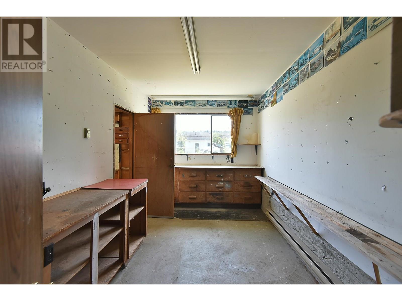 5703 Dolphin Street, Sechelt, British Columbia  V0N 3A0 - Photo 21 - R3021501
