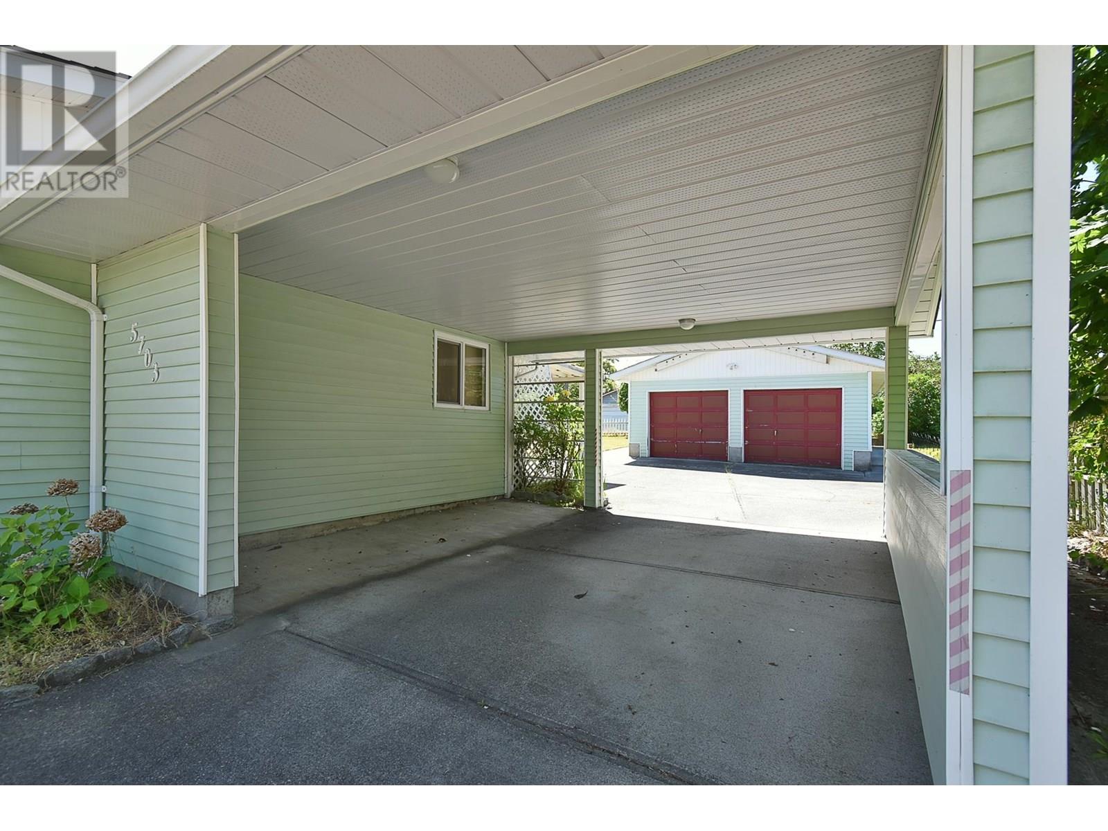 5703 Dolphin Street, Sechelt, British Columbia  V0N 3A0 - Photo 26 - R3021501