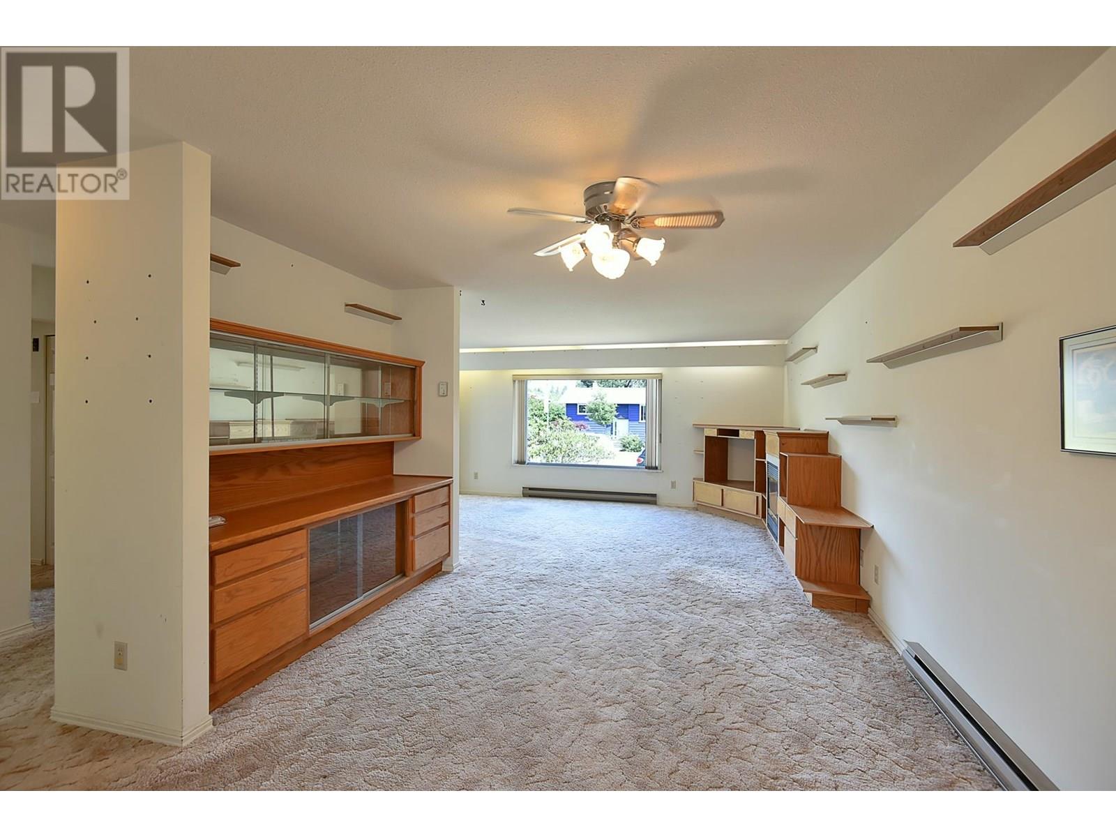 5703 Dolphin Street, Sechelt, British Columbia  V0N 3A0 - Photo 9 - R3021501