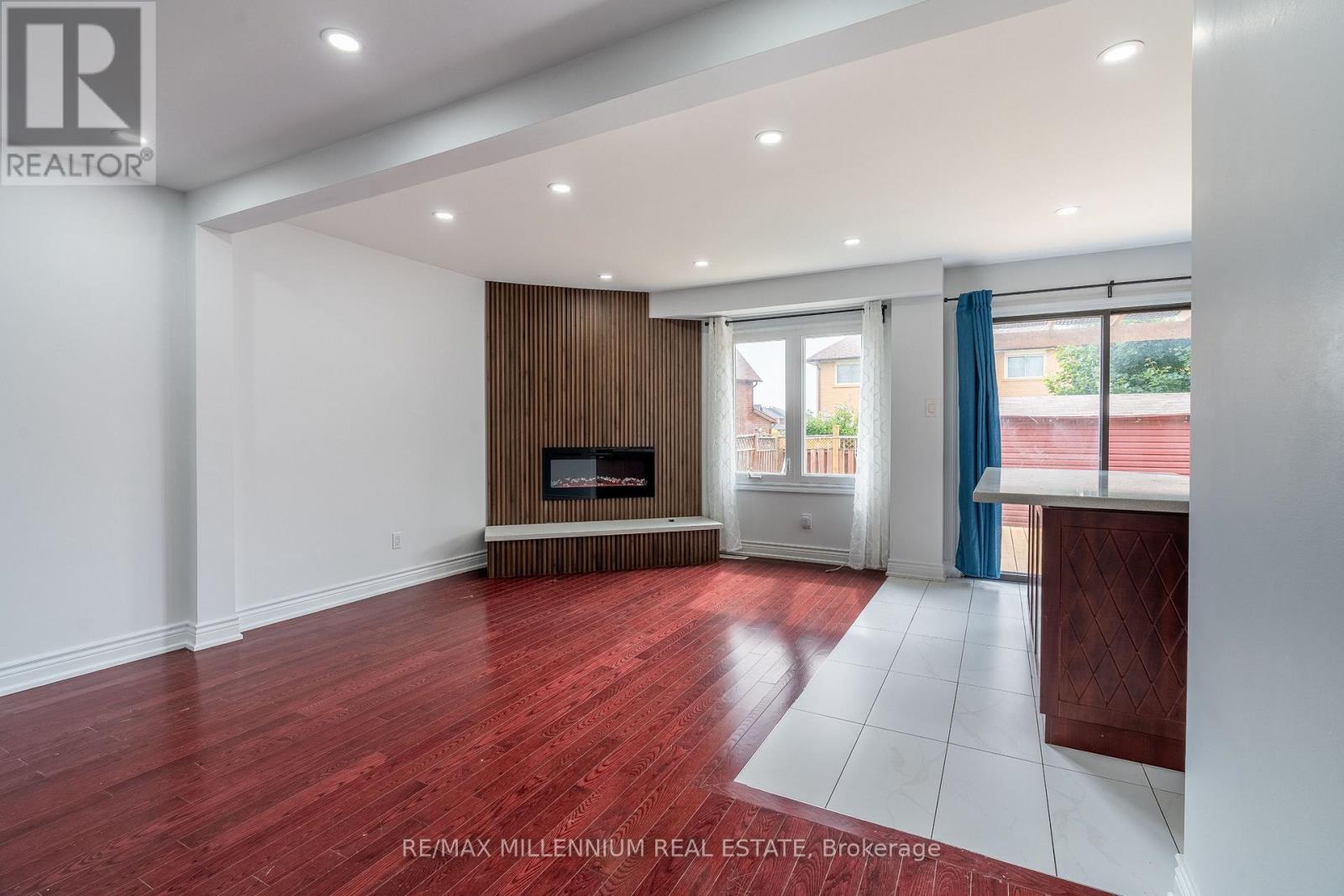 93 Gatesgill Street, Brampton, Ontario  L6X 3T1 - Photo 8 - W12254018