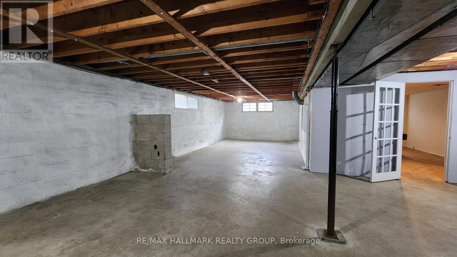 447 Roger Road, Ottawa, Ontario  K1H 5B7 - Photo 26 - X12048743