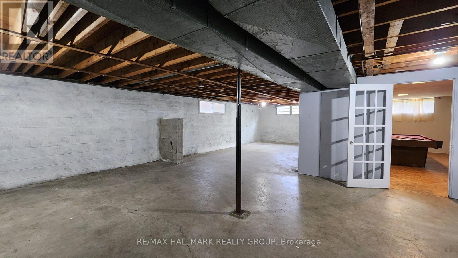 447 Roger Road, Ottawa, Ontario  K1H 5B7 - Photo 25 - X12048743