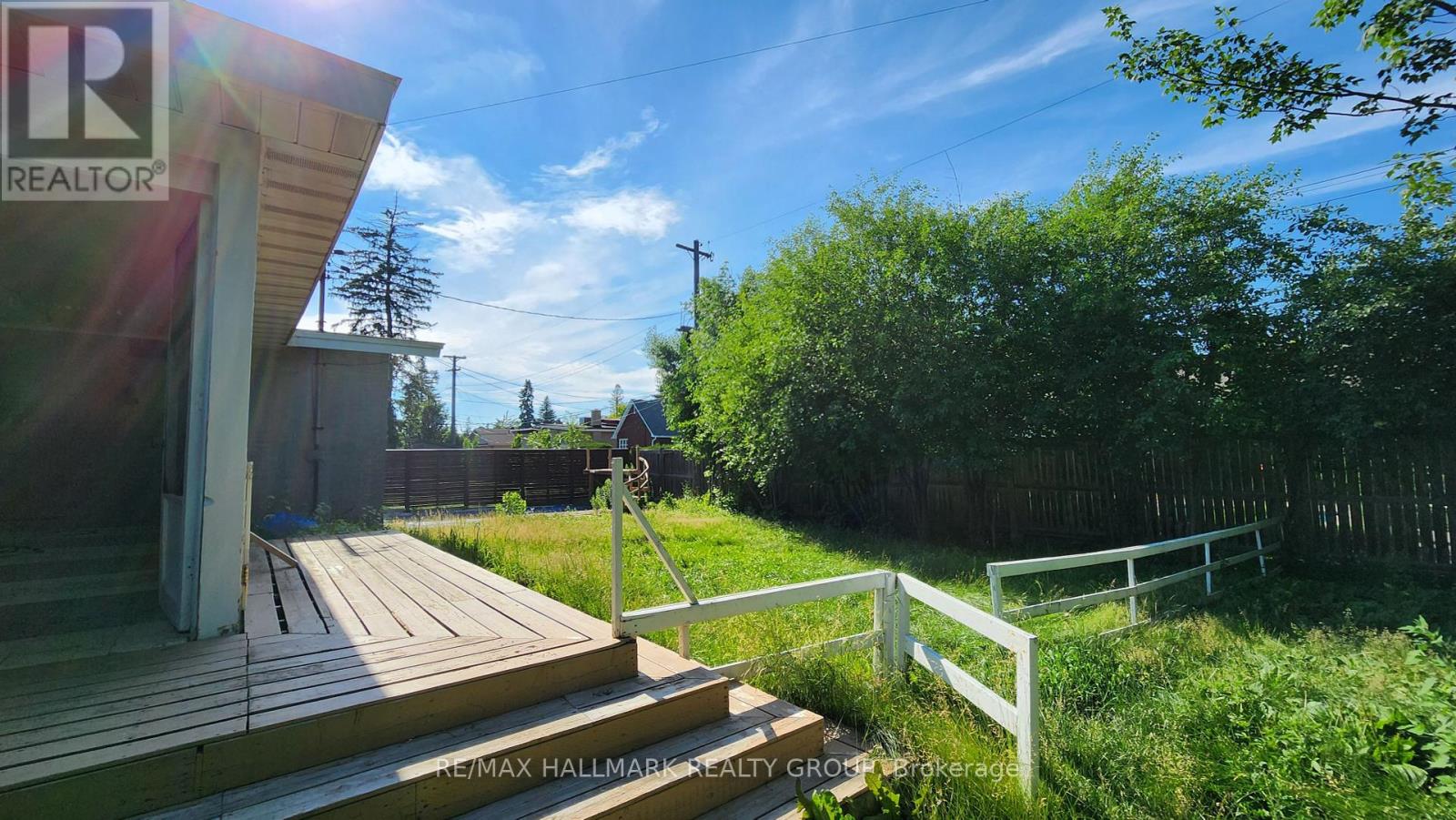 447 Roger Road, Ottawa, Ontario  K1H 5B7 - Photo 38 - X12048743