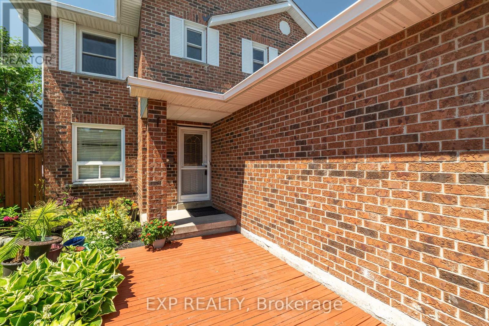 Property at 12 EMPSON COURT image 2
