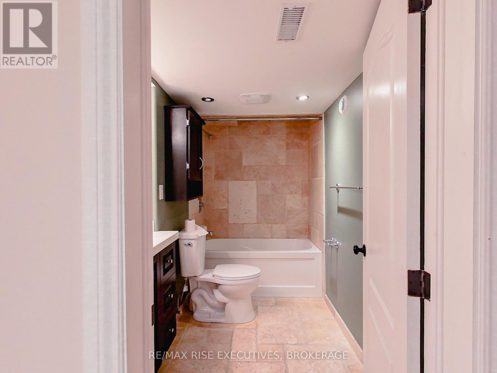 639 Walters Street, Kingston, Ontario  K7K 0B6 - Photo 25 - X12253503
