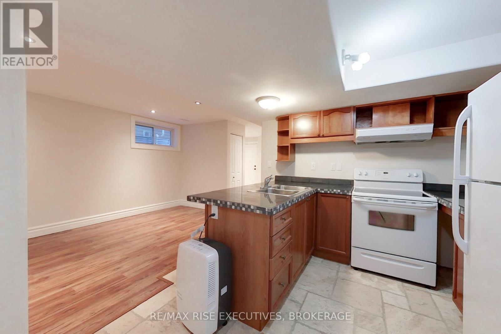 639 Walters Street, Kingston, Ontario  K7K 0B6 - Photo 29 - X12253503