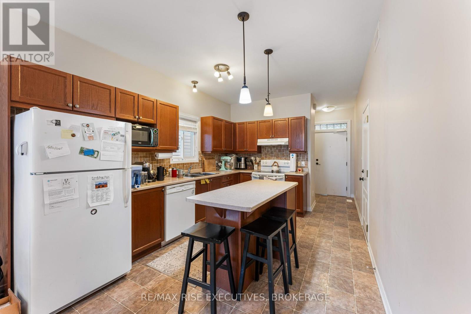 639 Walters Street, Kingston, Ontario  K7K 0B6 - Photo 7 - X12253503