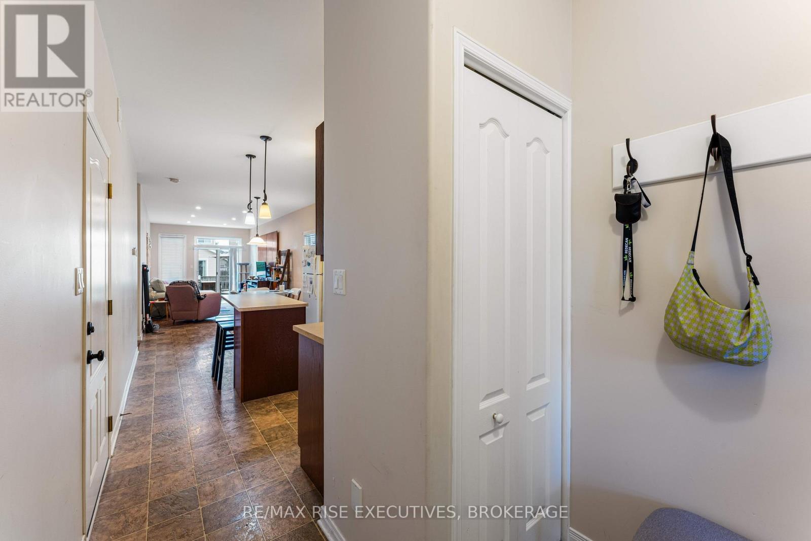 639 Walters Street, Kingston, Ontario  K7K 0B6 - Photo 5 - X12253503
