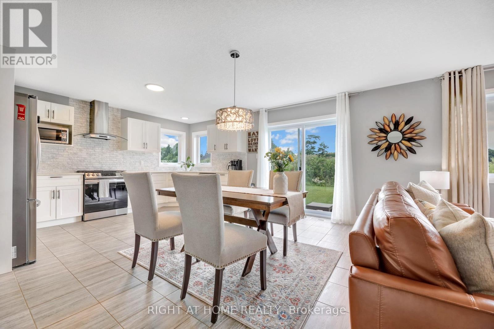 135 Stephenson Way, Minto, Ontario  N0G 2P0 - Photo 8 - X12254095
