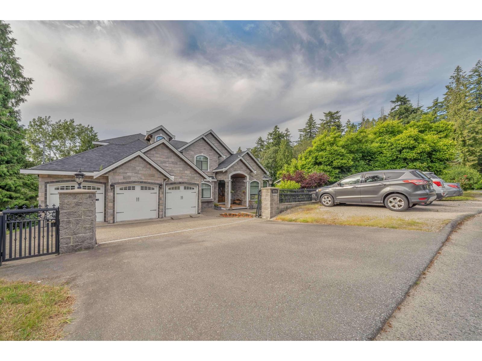 12701 107A AVENUE, surrey, British Columbia V3V3J3