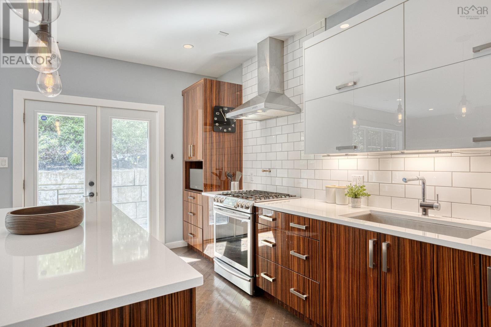 Property at 646 St. Margarets Bay Road image 1