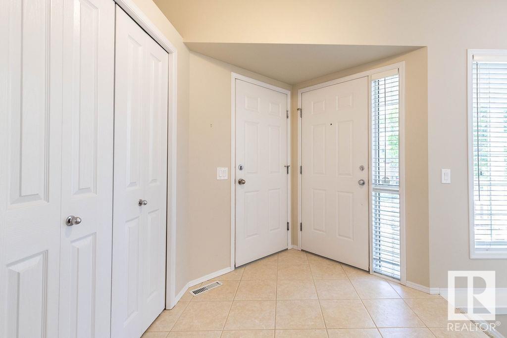 Property at 34 DARTMOUTH CR image 4