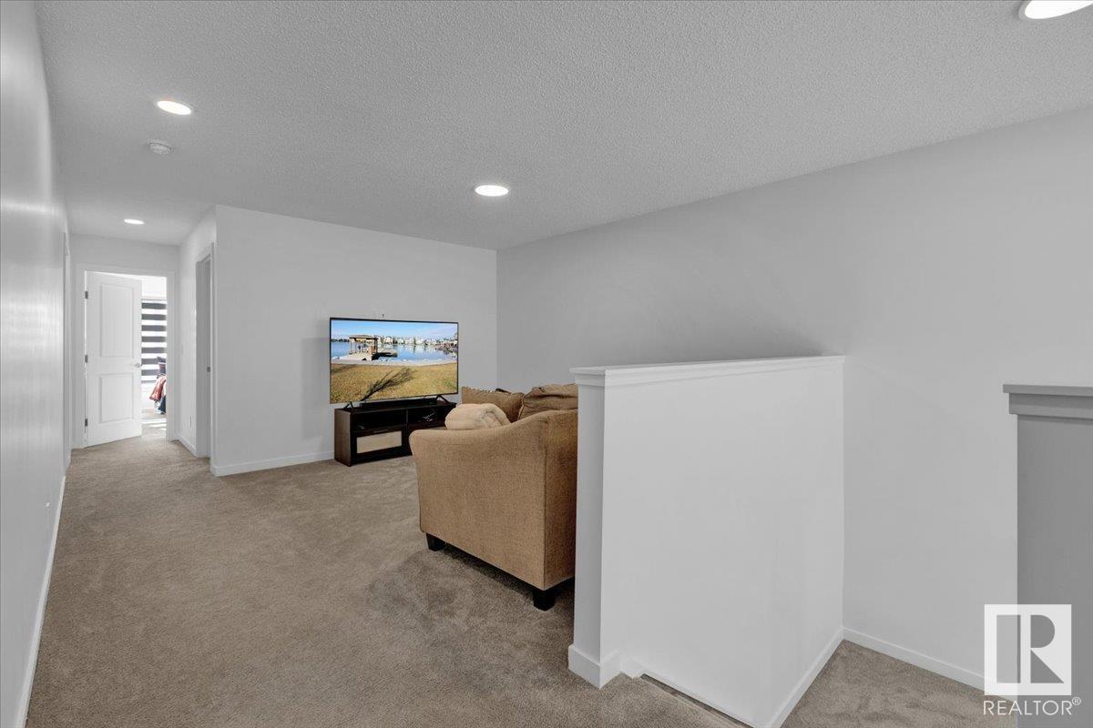 3042 Dixon Ld Sw, Edmonton, Alberta  T6W 5L2 - Photo 21 - E4426556