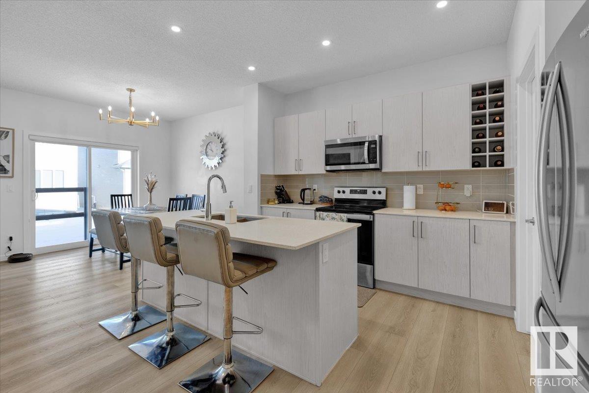 3042 Dixon Ld Sw, Edmonton, Alberta  T6W 5L2 - Photo 6 - E4426556