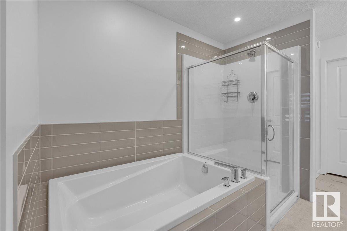 3042 Dixon Ld Sw, Edmonton, Alberta  T6W 5L2 - Photo 28 - E4426556