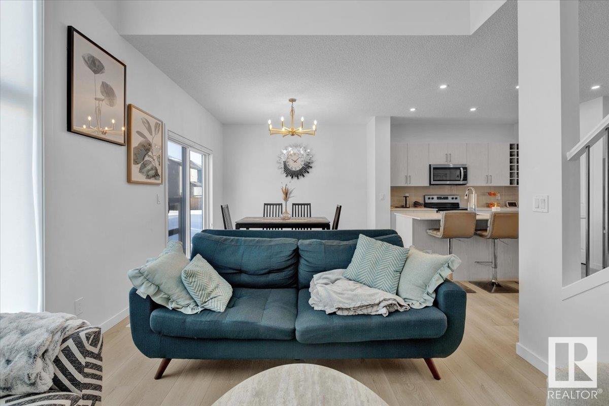 3042 Dixon Ld Sw, Edmonton, Alberta  T6W 5L2 - Photo 17 - E4426556