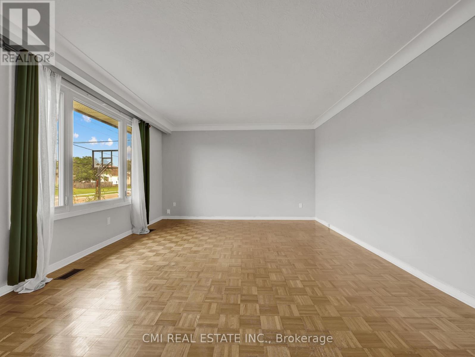 Property at 14 JANET STREET image 5