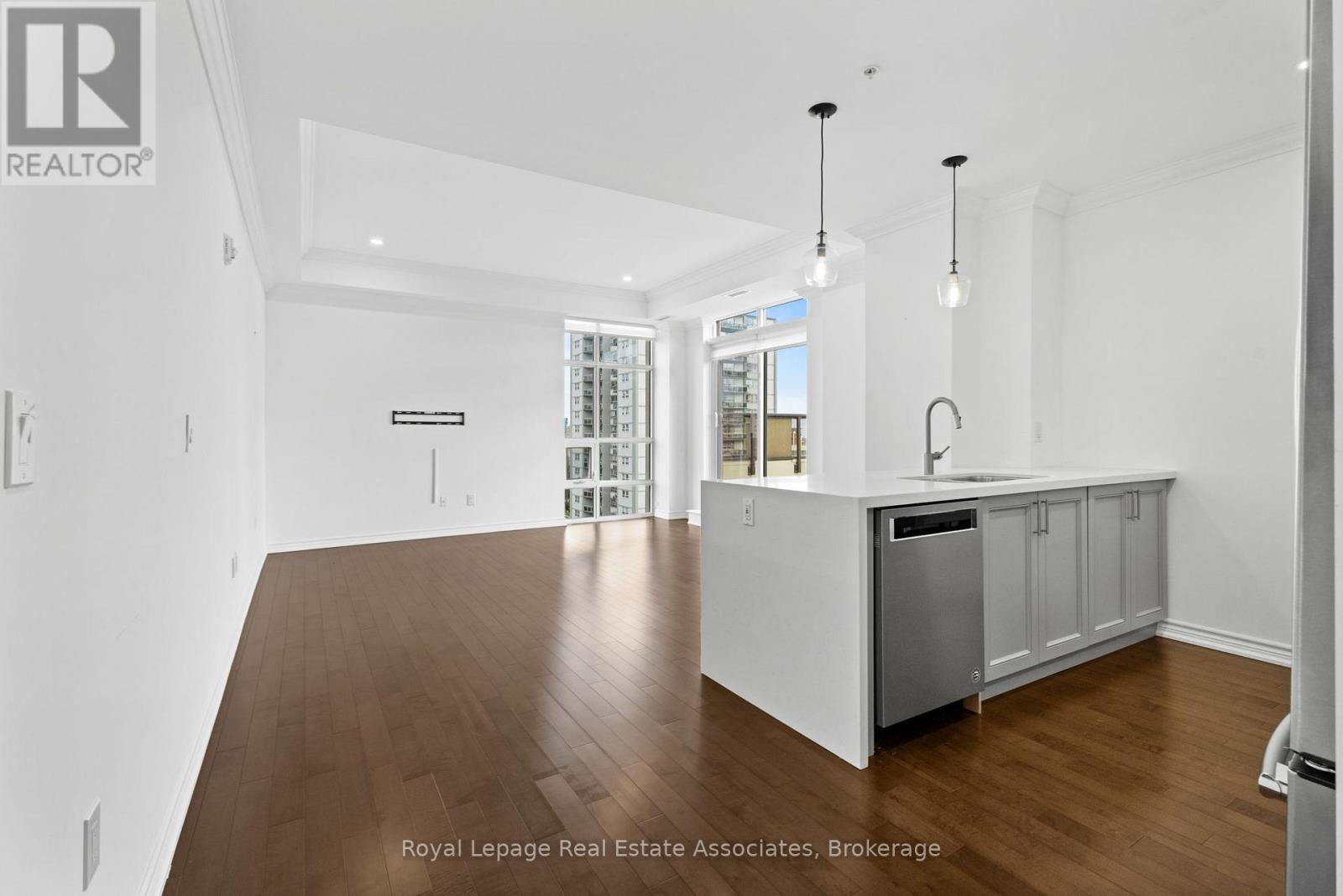 Property at PH1106 - 81 ROBINSON STREET image 5