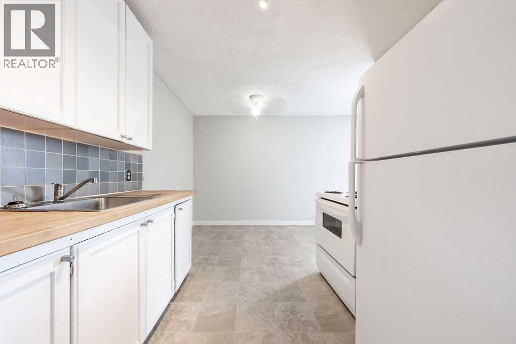 Property at 8, 232 Sabrina Way SW image 5
