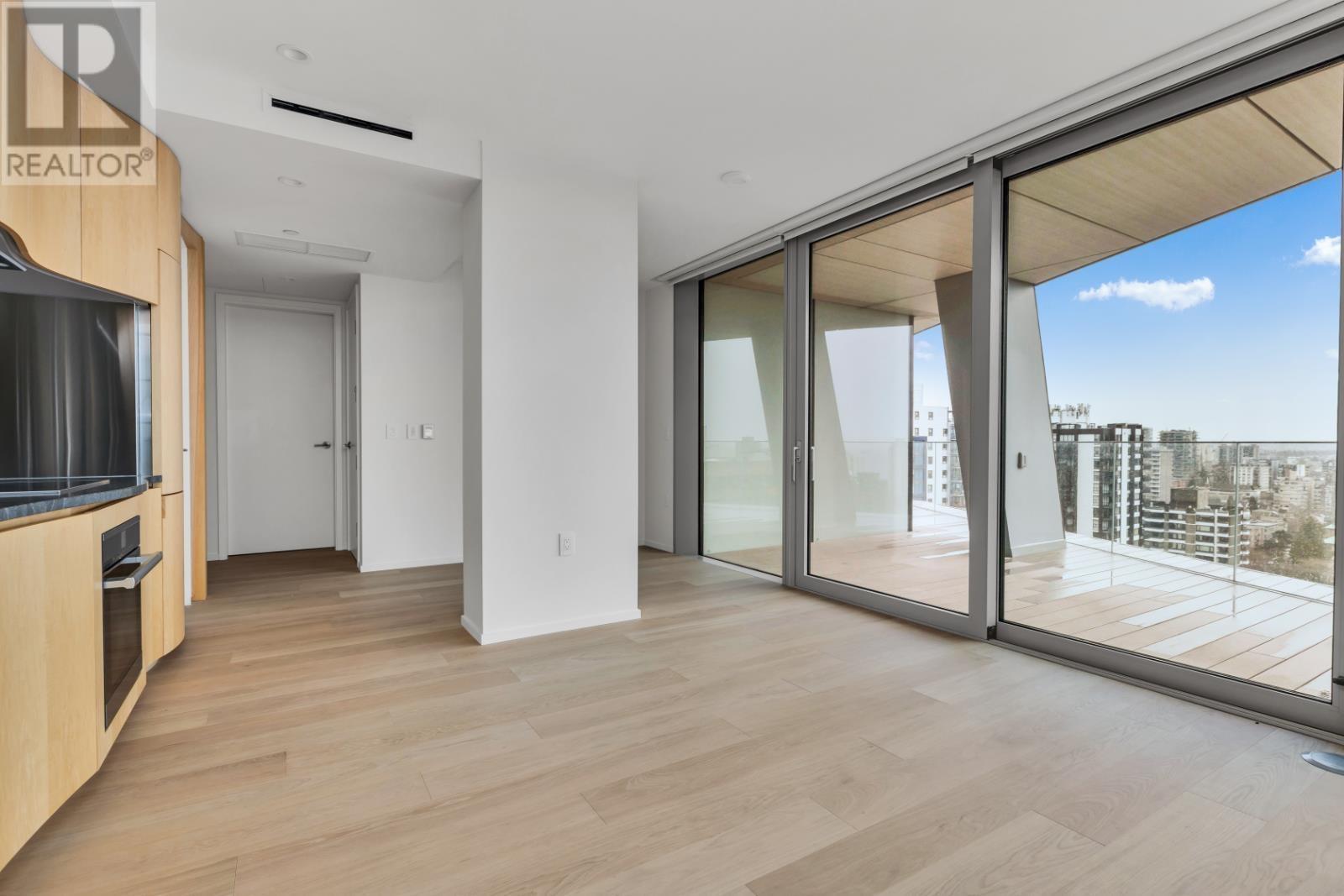220x 1568 Alberni Street, Vancouver, British Columbia  V6G 1A5 - Photo 3 - R3021593