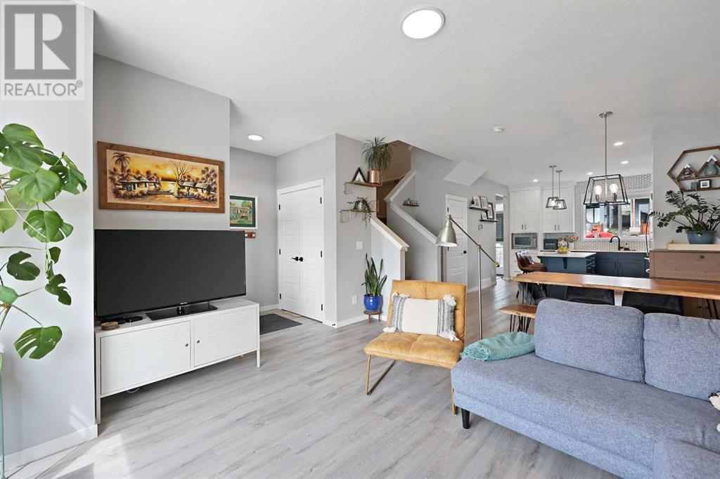 Property at 176 Rowmont Boulevard NW image 5