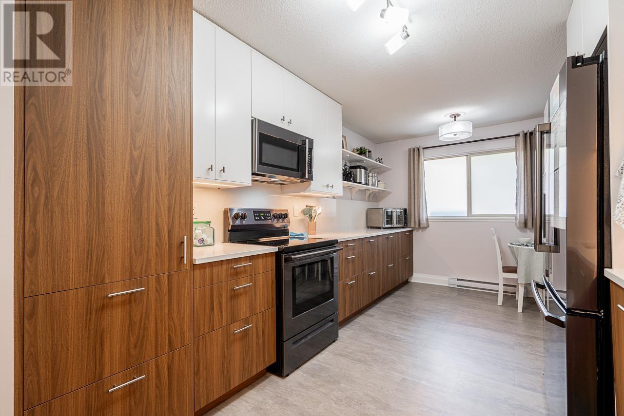 A205 4811 53 STREET, ladner, British Columbia V4K2Z3