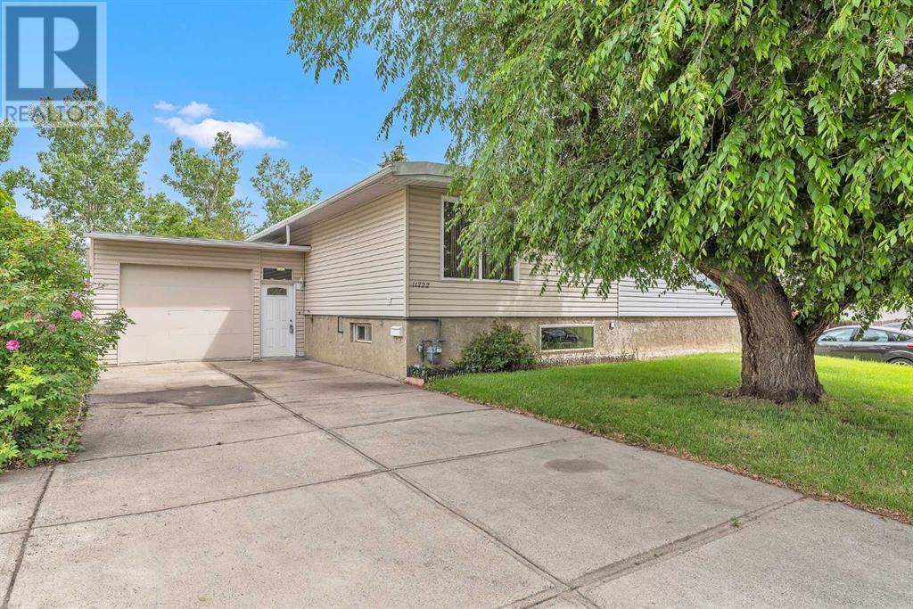 Property at 11722 Canfield Road SW image 2