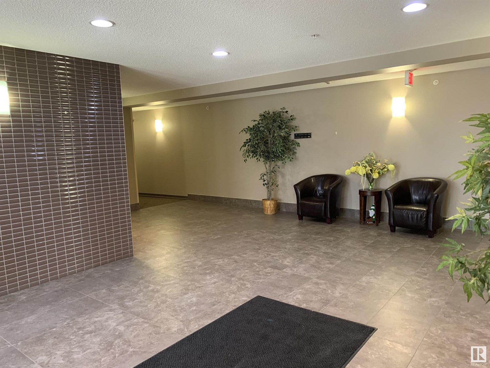 Property at #203 2208 44 AV NW image 3