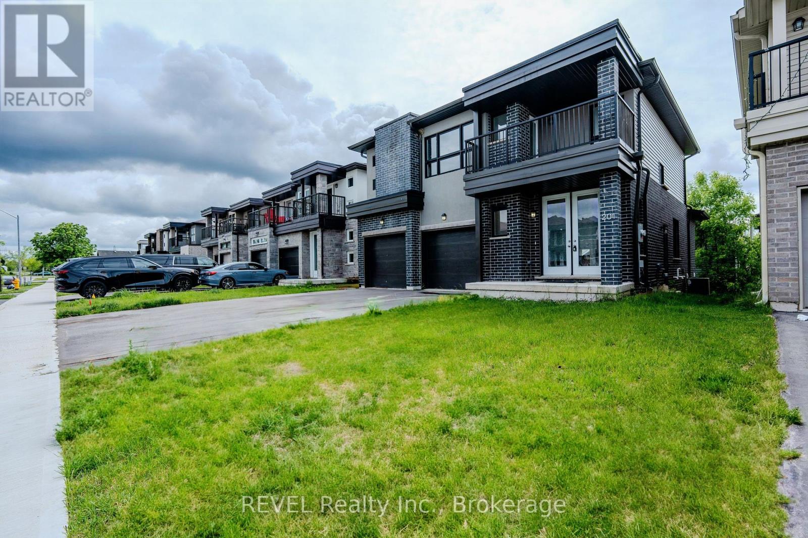 Property at 201 PILKINGTON STREET image 4