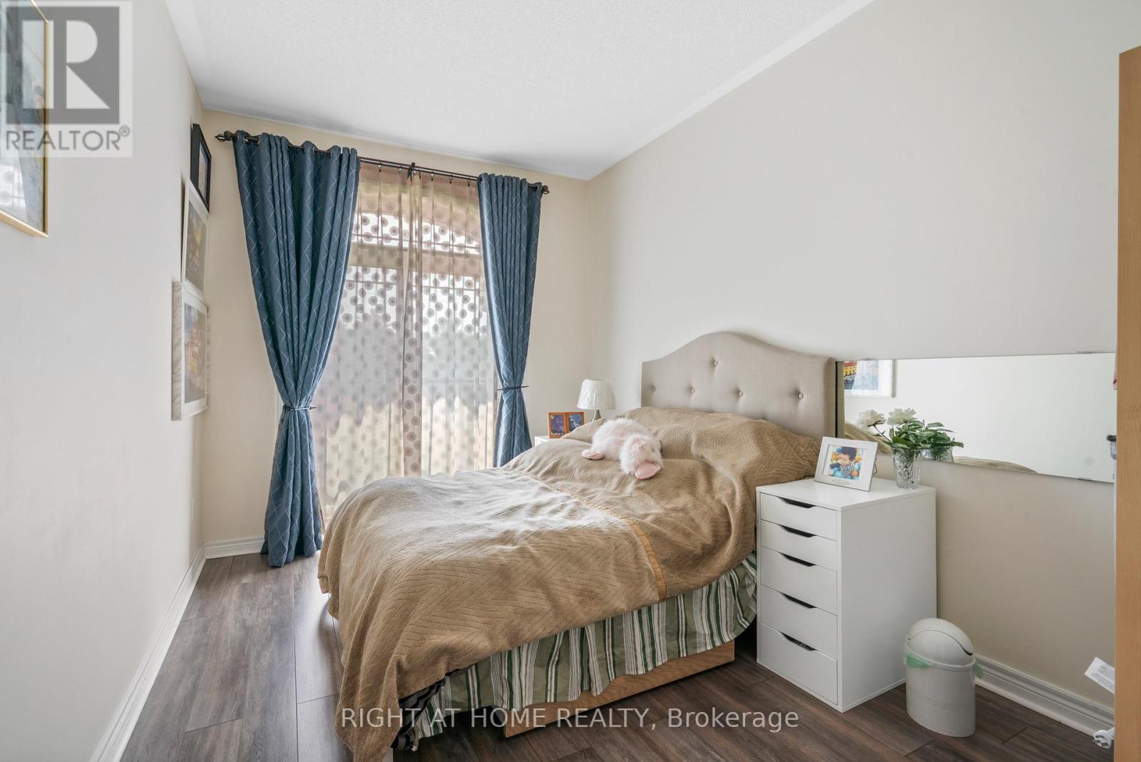 108 Lake Avenue N, Richmond Hill, Ontario  L4E 3G6 - Photo 12 - N12253279