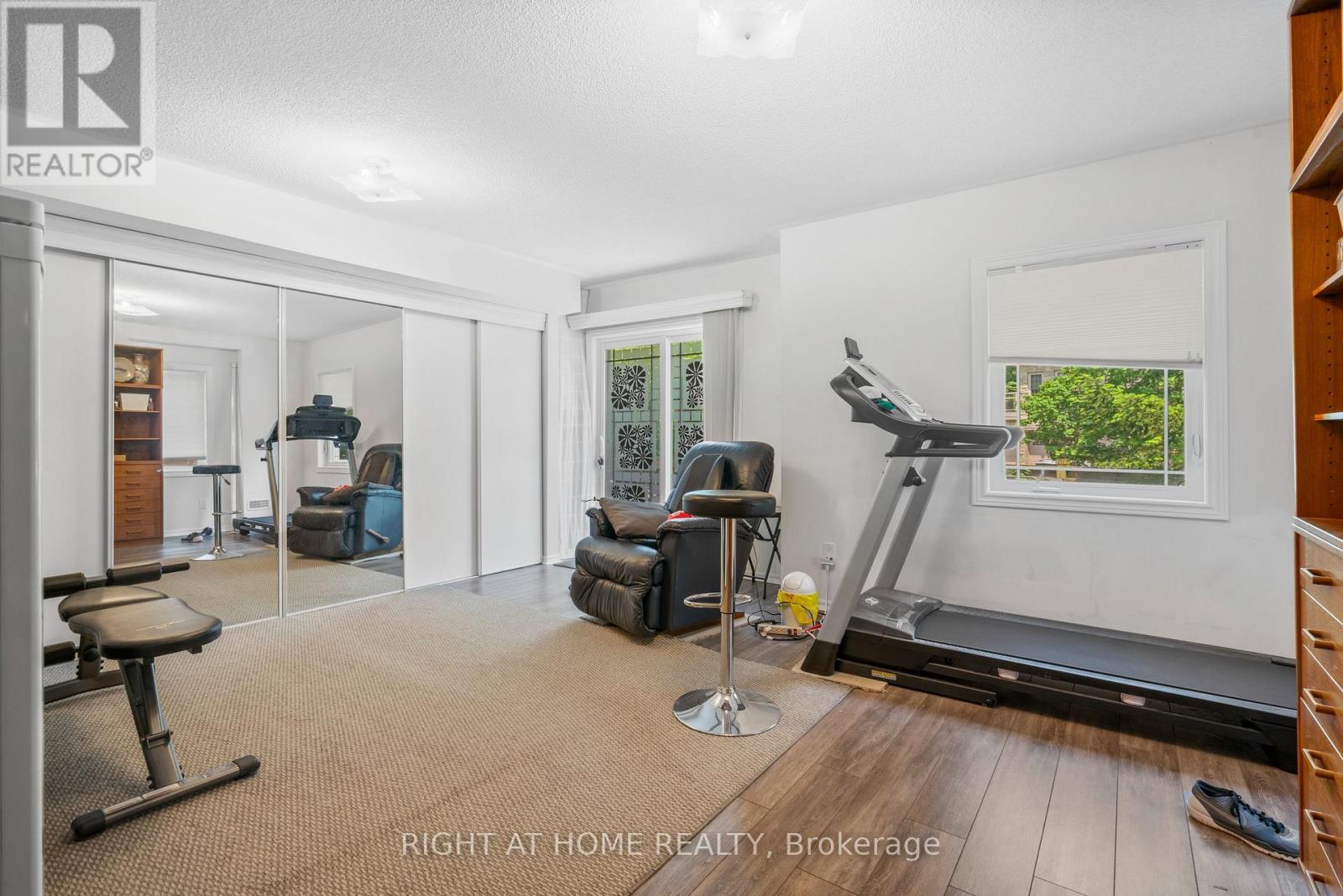 108 Lake Avenue N, Richmond Hill, Ontario  L4E 3G6 - Photo 15 - N12253279