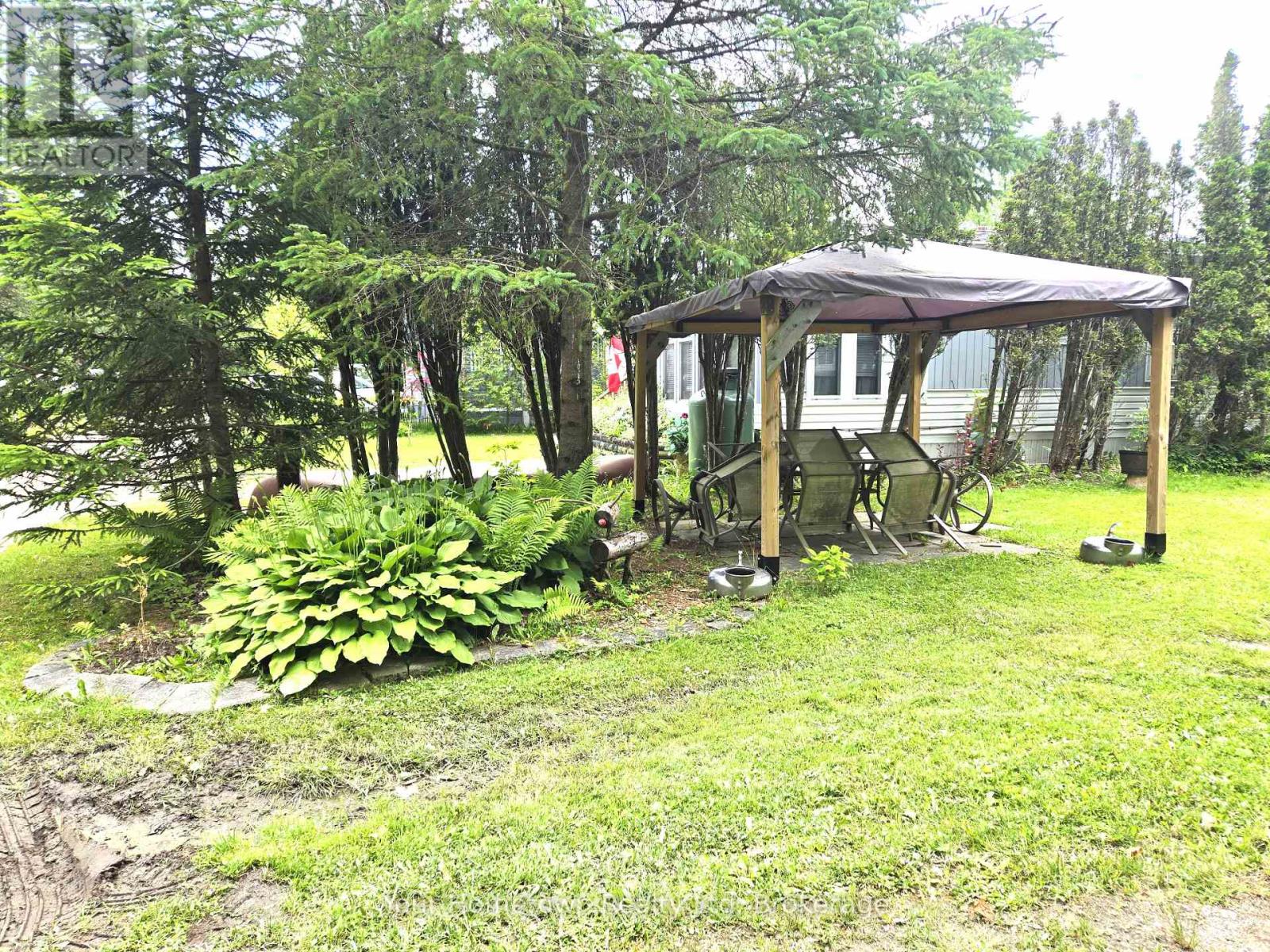 127 Cedar Crescent, Centre Wellington, Ontario  N1M 2W5 - Photo 12 - X12254146