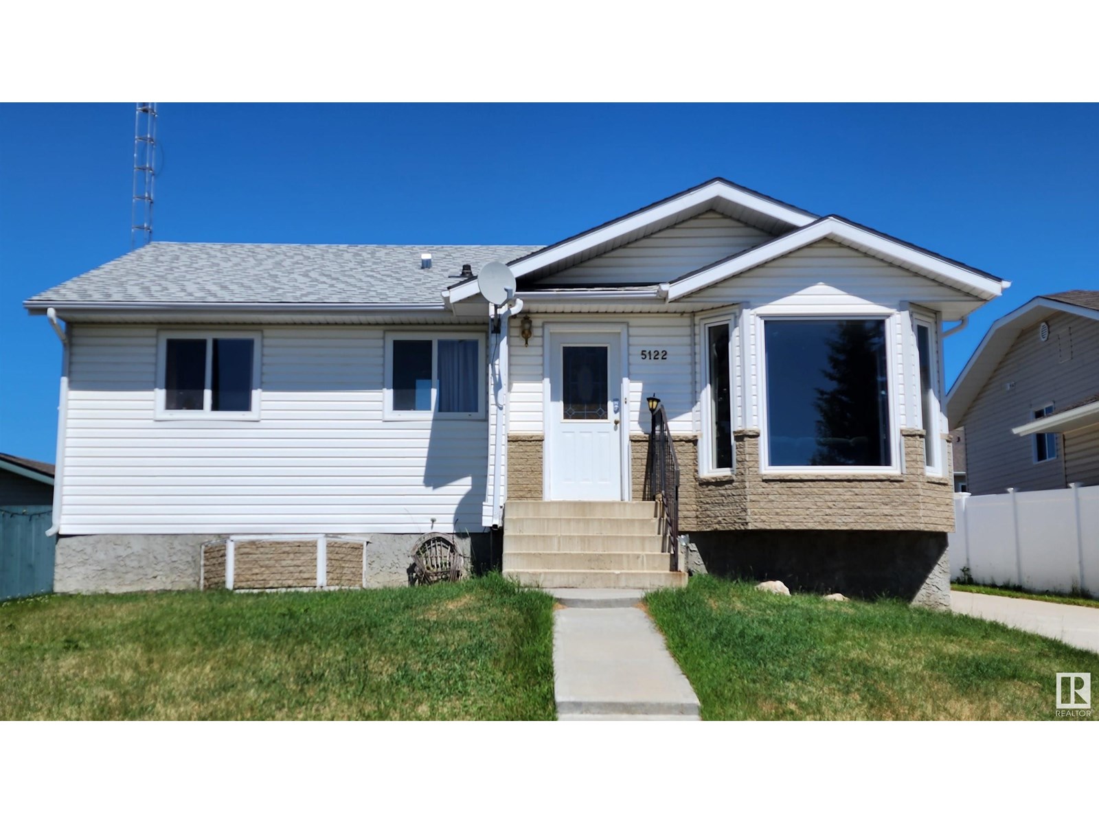 5122 59 Av, Elk Point, Alberta  T0A 1A0 - Photo 2 - E4445146