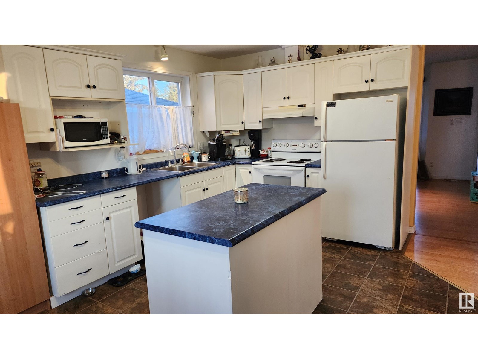 5122 59 Av, Elk Point, Alberta  T0A 1A0 - Photo 4 - E4445146
