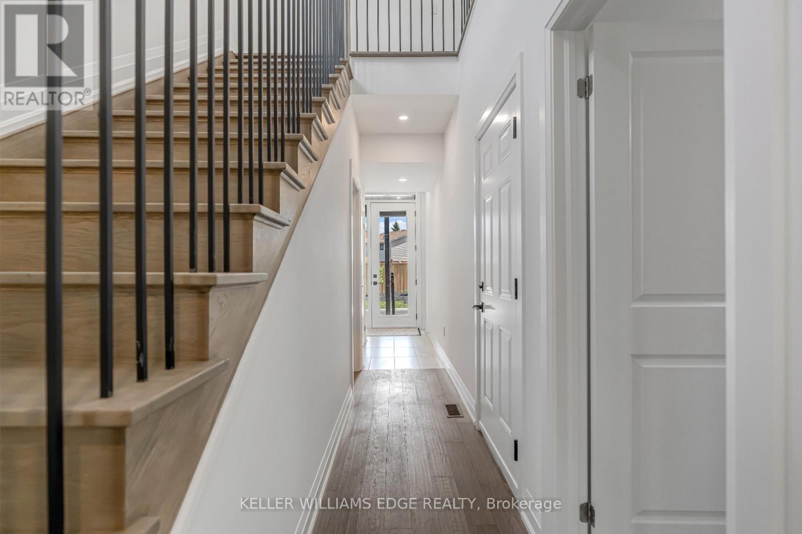 Property at 4 - 2154 WALKERS LINE image 4