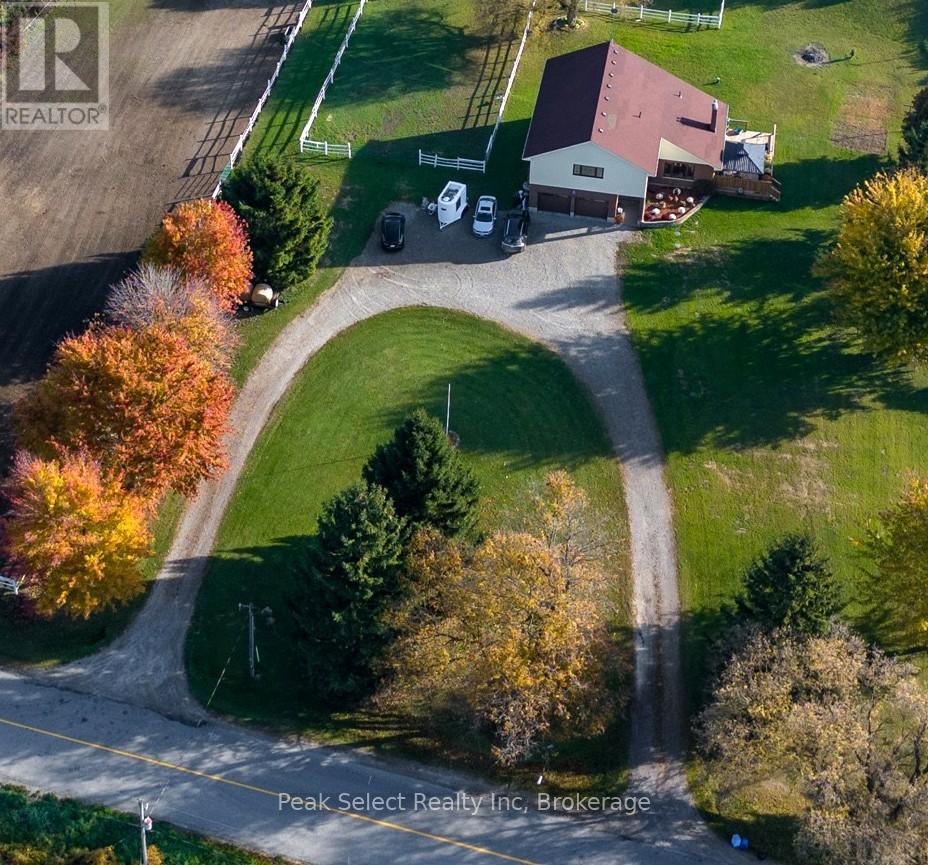 20076 Cherry Hill Road, Thames Centre, Ontario  N0M 2M0 - Photo 14 - X12254156