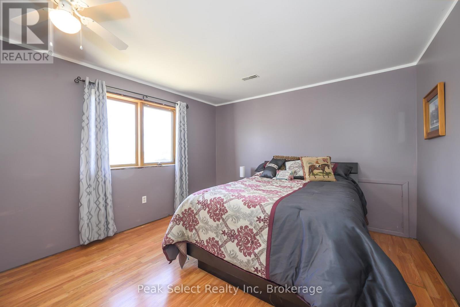 20076 Cherry Hill Road, Thames Centre, Ontario  N0M 2M0 - Photo 26 - X12254156