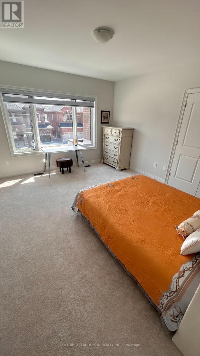 A - 14 Lorrain Hand Crescent S, Georgina, Ontario  L4P 0B7 - Photo 7 - N12254157