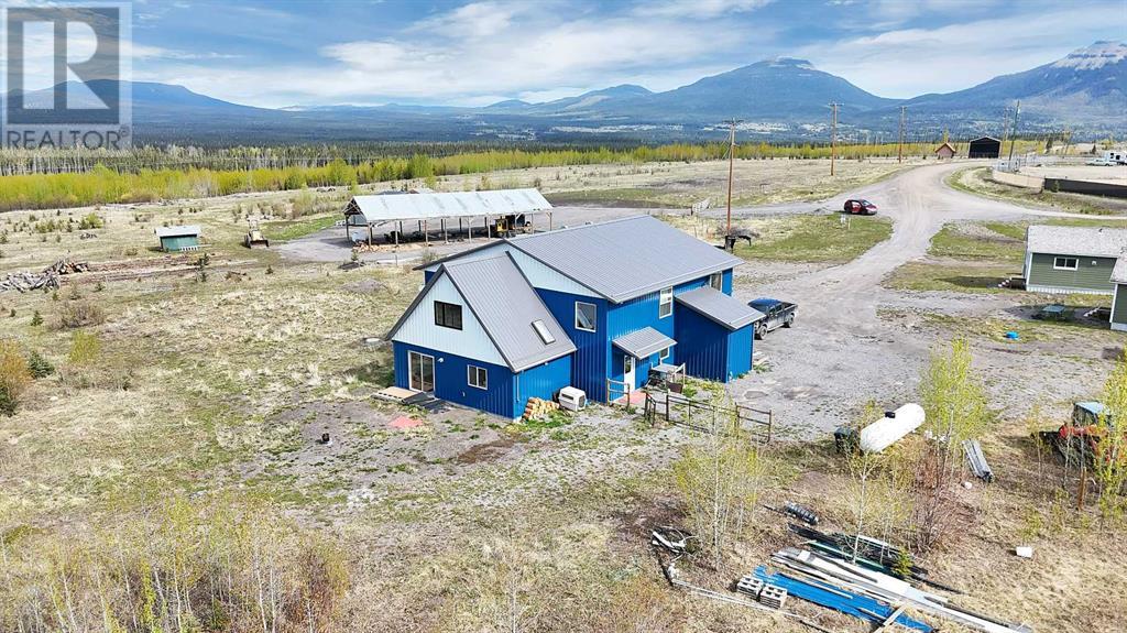 212 Nordegg Industrial Close, Nordegg, Alberta  T0M 2H0 - Photo 2 - A2195773