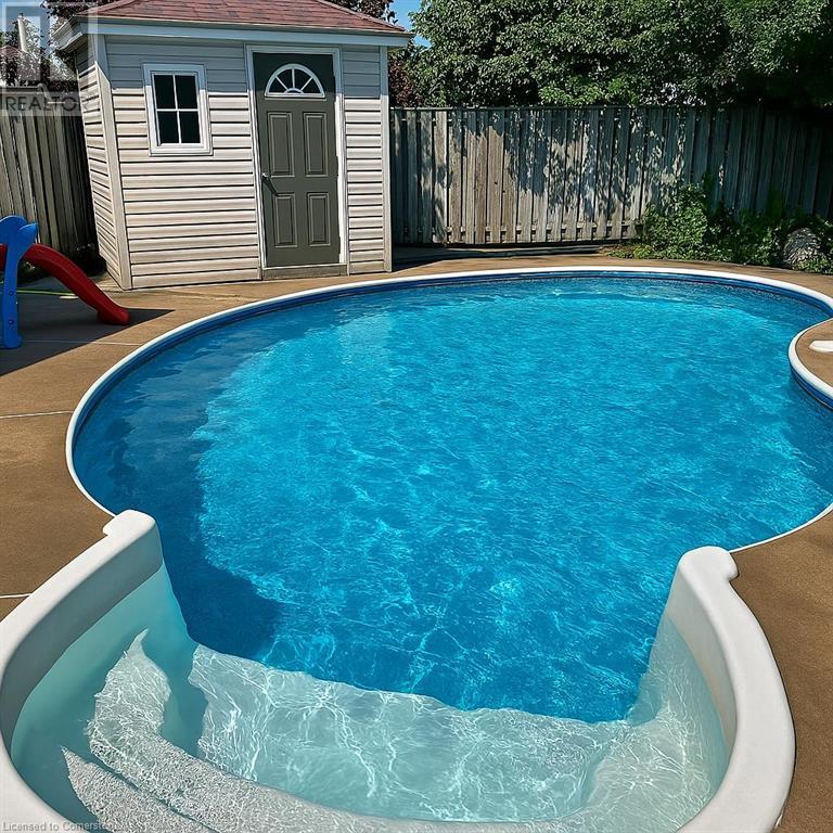 Property at 18 BRIARWOOD Drive image 4