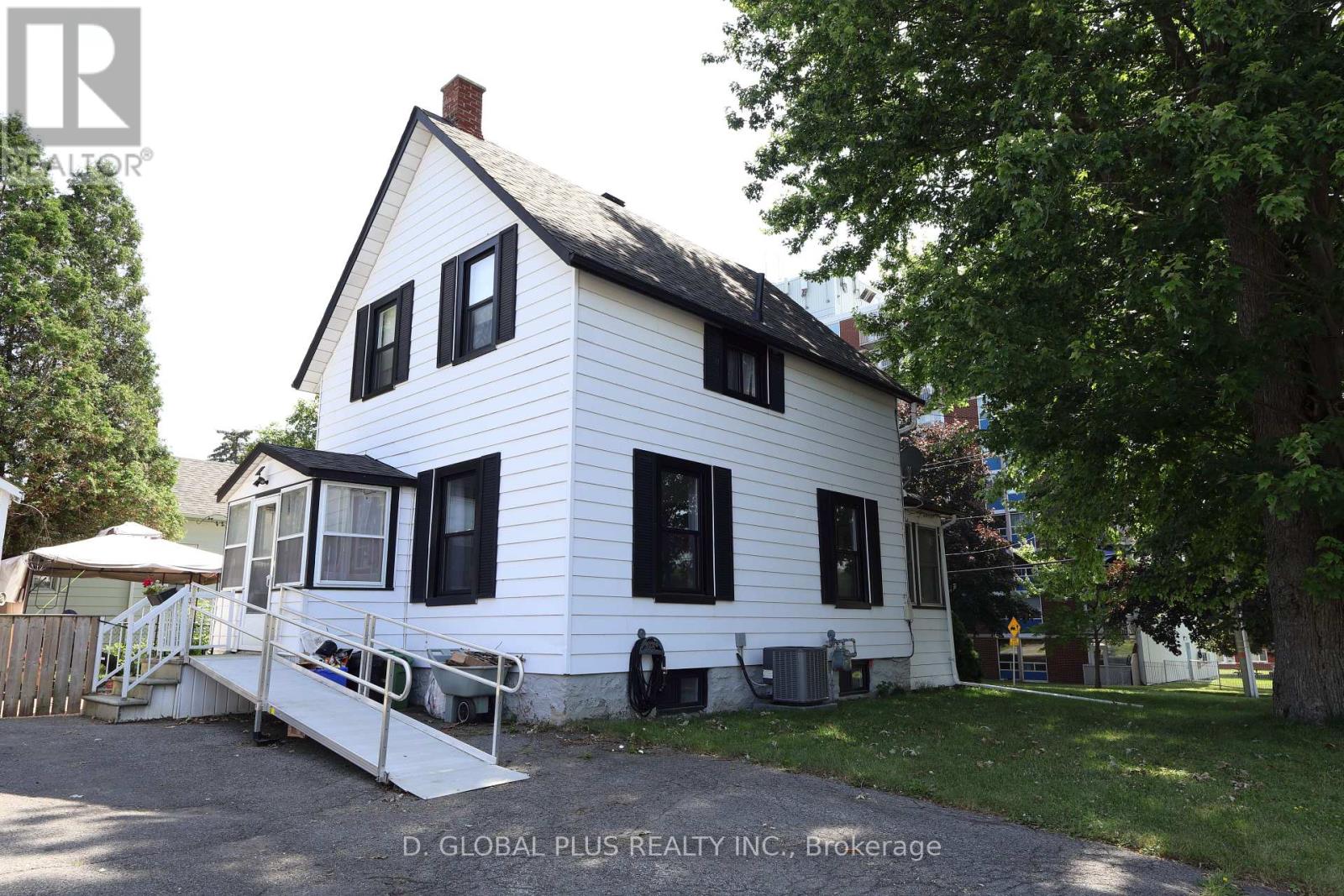 Property at 545 ADOLPHUS STREET image 4