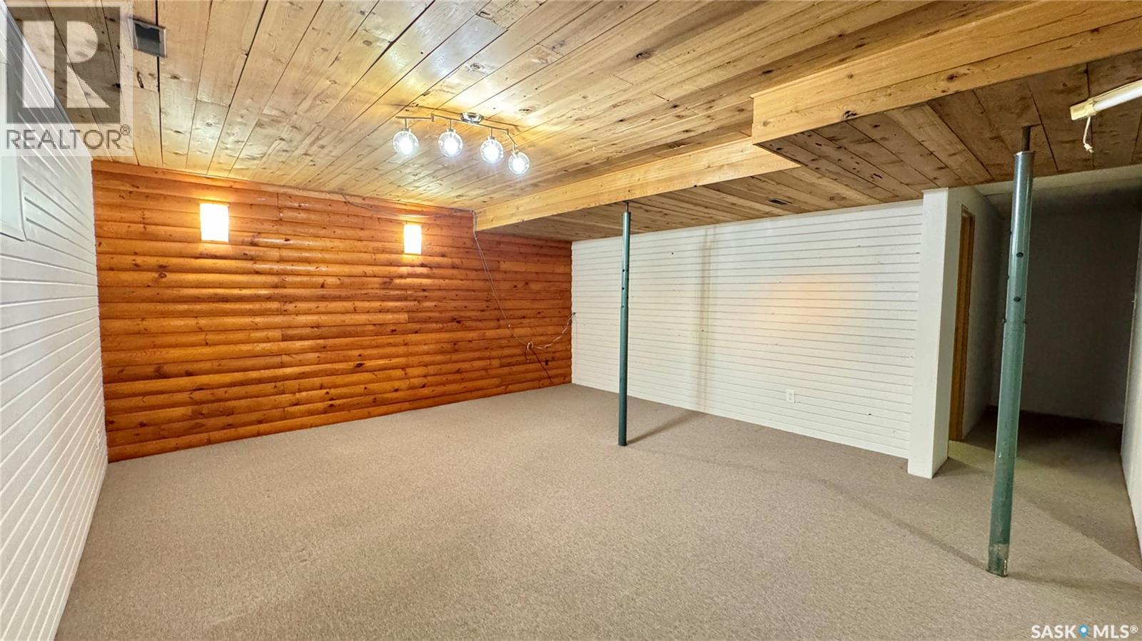 521 Hearn Street, Outlook, Saskatchewan  S0L 2N0 - Photo 35 - SK011106